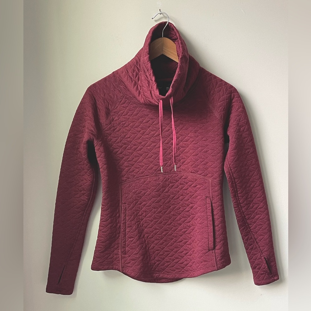 Marmot Annie Cowl Neck Pullover Sweatshirt Quilted Maroon Thumbholes Size S